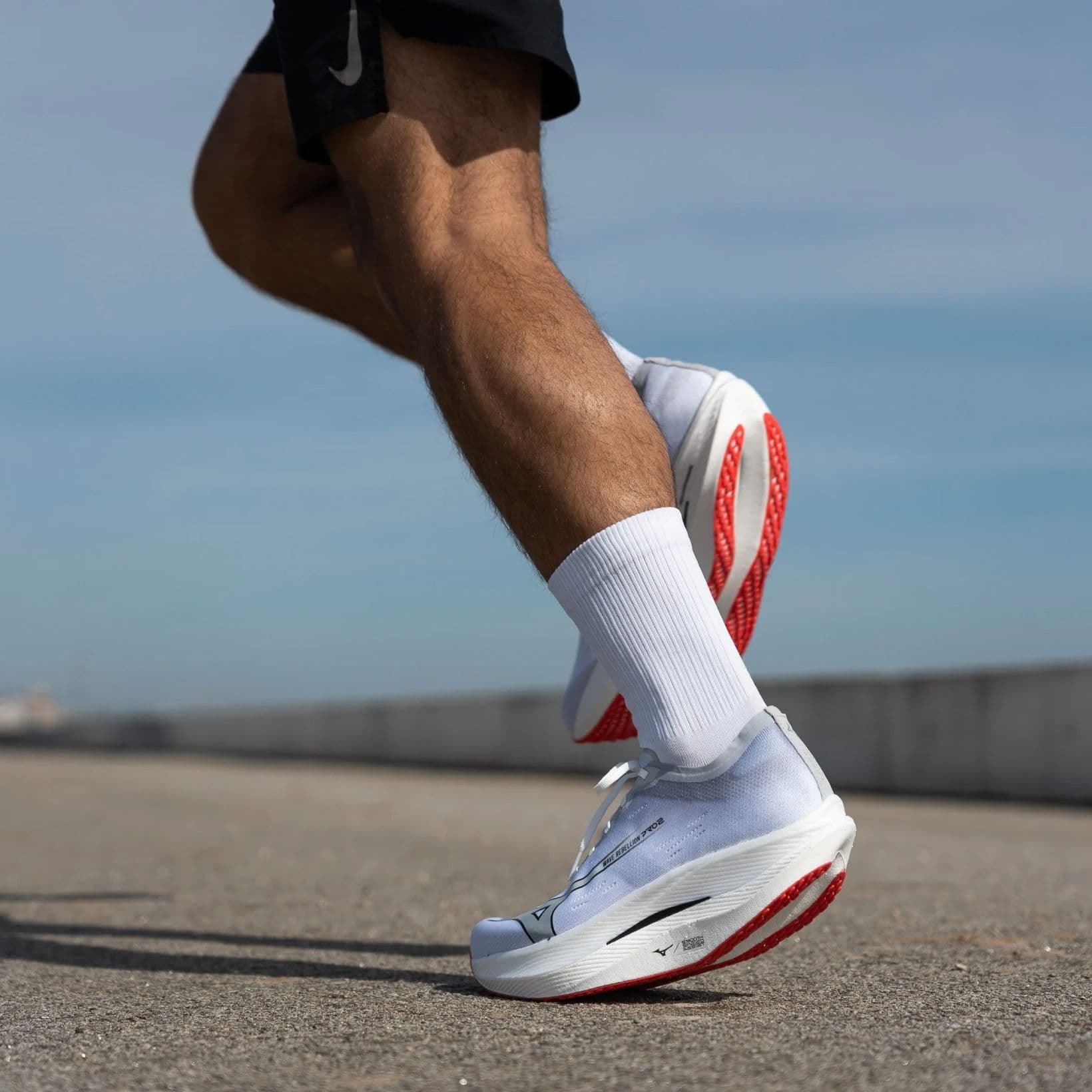 Wave Rebellion Pro 2 - Footwear - Mizuno - Grey, Lavender, White image