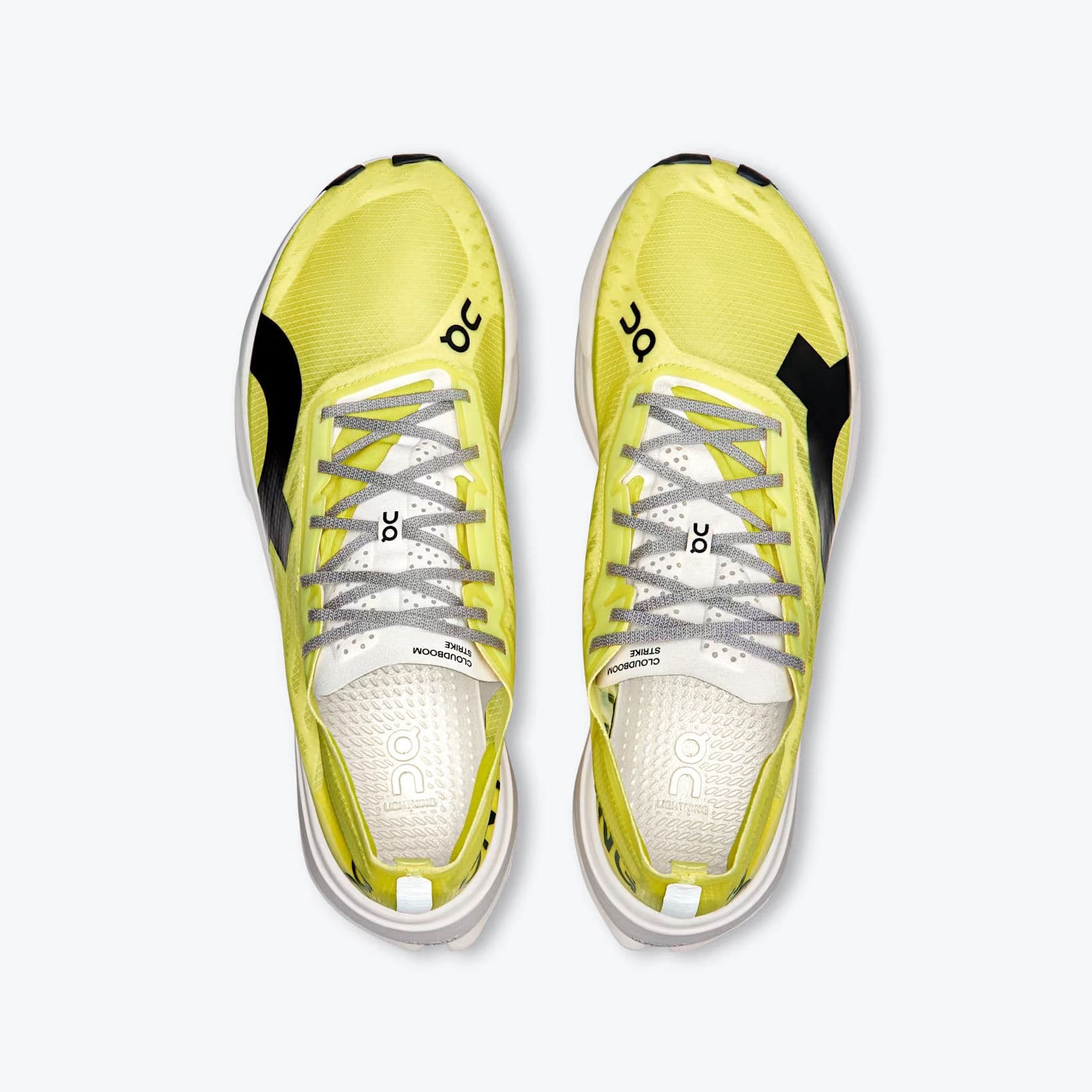 Cloudboom Strike - Footwear - On - Yellow, White image